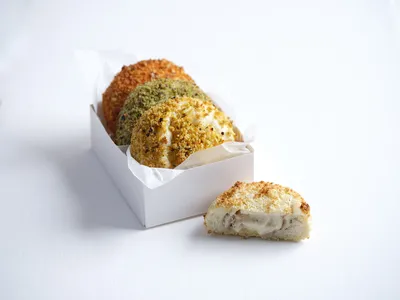 Swirl mozzarella-guanciale